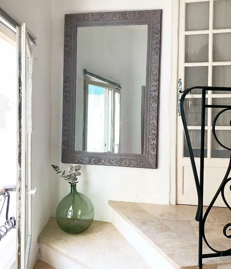 Hébergement de vacances Villa La Maison Candide à LʼIsle-sur-la-Sorgue France