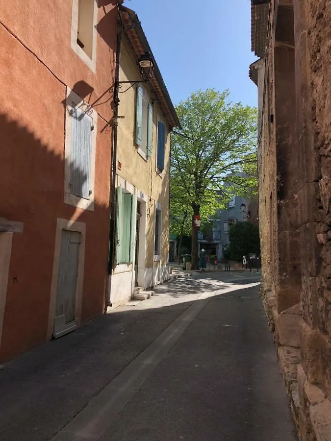 Villa La Maison Candide à LʼIsle-sur-la-Sorgue