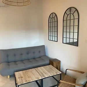 La Tour 3: Au Cœur De La Petite Venise Appartement